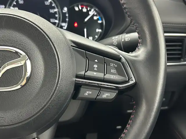 マツダ ＣＸ－５ XD ブラックトーンエディション 熊本県 2021(令3)年 5.1万km マシーングレープレミアムM 純正１０．２５インチディスプレイオーディオ（ＡｐｐｌＣａｒＰｌａｙ・ＡｎｄｒｏｉｄＡｕｔｏ・ＢＴ・フルセグ）/社外前後ドライブレコーダー　/全周囲カメラ /ＥＴＣ　/前席シートヒーター/運転席パワーシート　/パワーバックドア/アドバンストスマートシティブレーキサポート/誤発進抑制機能/車線逸脱警報機能/横滑り防止/アイドリングストップ/ブラインドスポットモニター/ハーフレザーシート/純正フロアマット/純正19インチAW/オートライト/LEDヘッドライト/スマートキー/プッシュスタート/スペアキー1本/取扱説明書