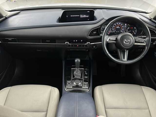 マツダ ＣＸ－３０ 20S プロアクティブツーリングセレ 愛知県 2020(令2)年 5.4万km スノーフレイクホワイトパールマイカ 禁煙車/純正10.25インチナビ/（CD/DVD/Bluetooth/フルセグTV）/バックカメラ/i-ACTIVSENSE/・車線逸脱警報システム/・アダプティブヘッドライト/・パーキングセンサー/・アイストップ/・ブラインドスポットモニター/・衝突軽減ブレーキ/・誤発進抑制機能/・レーダークルーズコントロール/ヘッドアップディスプレイ/ETC/パワーシート/シートヒーター/ステアリングヒーター/スマートキー/プッシュスタート/LEDヘッドライト/パドルシフト/純正アルミホイール