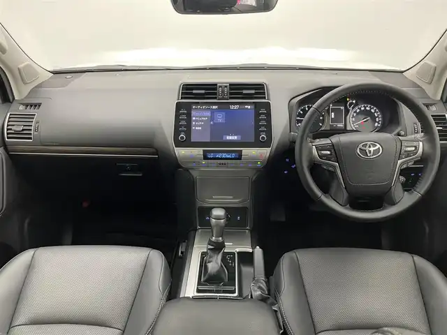 トヨタ ランドクルーザー プラド TX Lパッケージ マットブラED 愛知県 2023(令5)年 1.2万km ホワイトパールクリスタルシャイン 純正９型ナビ　フルセグＴＶ　Ｂｌｕｅｔｏｏｔｈ　ムーンルーフ　パノラミックビューモニター　黒革　パワーシート　シートエアコン　レーダークルコン　衝突軽減　ルーフレール　ＥＴＣ　ＬＥＤオートライト　禁煙