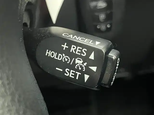 トヨタ ランドクルーザー プラド TX Lパッケージ マットブラED 愛知県 2023(令5)年 1.2万km ホワイトパールクリスタルシャイン 純正９型ナビ　フルセグＴＶ　Ｂｌｕｅｔｏｏｔｈ　ムーンルーフ　パノラミックビューモニター　黒革　パワーシート　シートエアコン　レーダークルコン　衝突軽減　ルーフレール　ＥＴＣ　ＬＥＤオートライト　禁煙