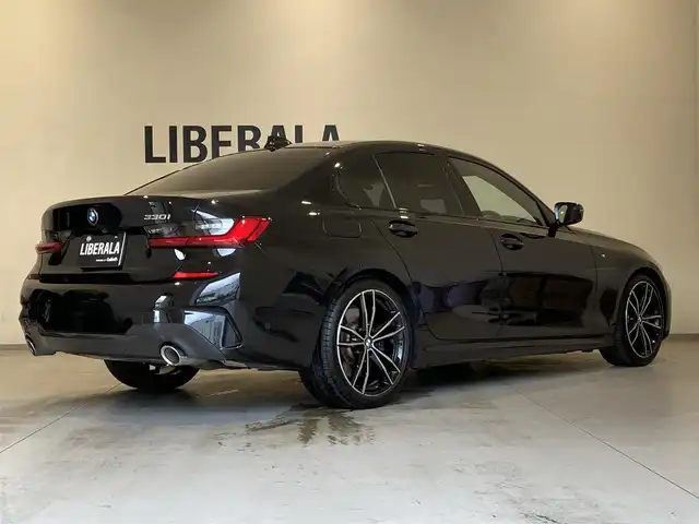 ＢＭＷ ３３０ｉ Mスポーツ 熊本県 2019(令1)年 2.6万km サファイアブラックP 純正ナビ/Bluetooth/USB/純正19インチアルミホイール/ハーフレザーシート/スマートキー/プッシュスタート/ETC/前席パワーシート/シートヒーター/ワイヤレス充電/インテリジェントセーフティ/ACC/LEDヘッドライト/フォグライト/パワーバックドア