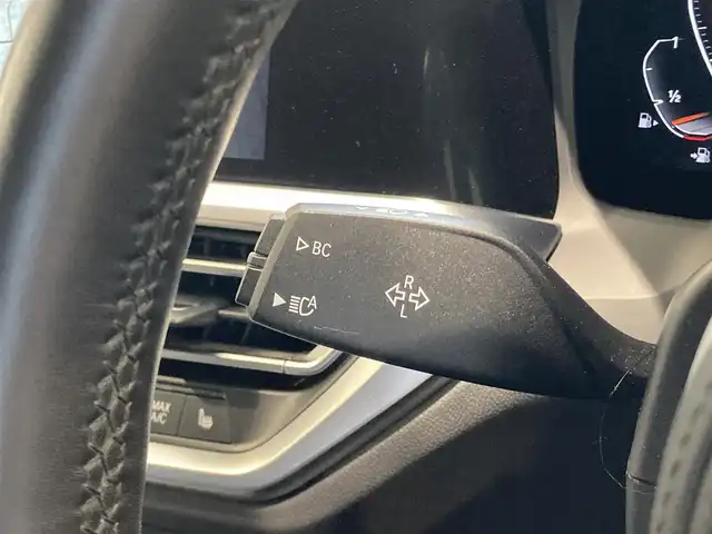 ＢＭＷ ３３０ｉ Mスポーツ 熊本県 2019(令1)年 2.6万km サファイアブラックP 純正ナビ/Bluetooth/USB/純正19インチアルミホイール/ハーフレザーシート/スマートキー/プッシュスタート/ETC/前席パワーシート/シートヒーター/ワイヤレス充電/インテリジェントセーフティ/ACC/LEDヘッドライト/フォグライト/パワーバックドア