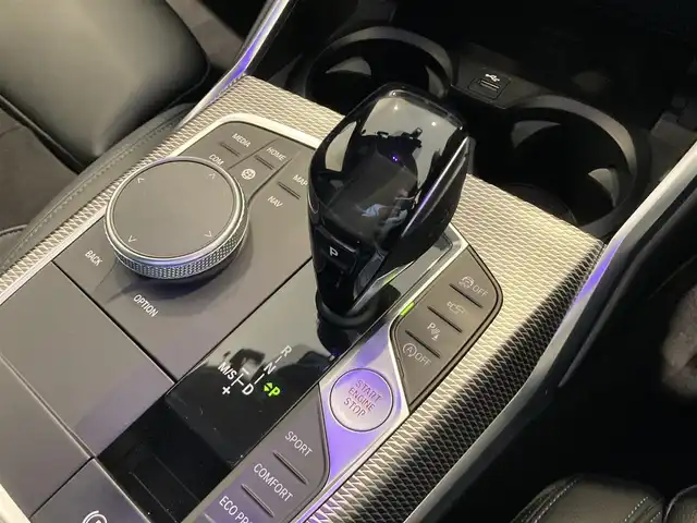 ＢＭＷ ３３０ｉ Mスポーツ 熊本県 2019(令1)年 2.6万km サファイアブラックP 純正ナビ/Bluetooth/USB/純正19インチアルミホイール/ハーフレザーシート/スマートキー/プッシュスタート/ETC/前席パワーシート/シートヒーター/ワイヤレス充電/インテリジェントセーフティ/ACC/LEDヘッドライト/フォグライト/パワーバックドア