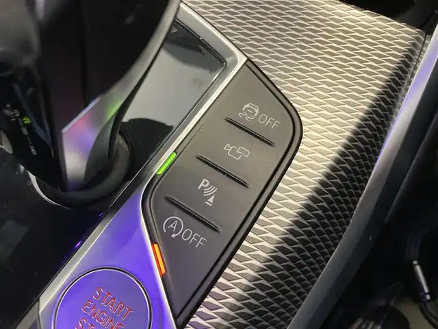 ＢＭＷ ３３０ｉ Mスポーツ 熊本県 2019(令1)年 2.6万km サファイアブラックP 純正ナビ/Bluetooth/USB/純正19インチアルミホイール/ハーフレザーシート/スマートキー/プッシュスタート/ETC/前席パワーシート/シートヒーター/ワイヤレス充電/インテリジェントセーフティ/ACC/LEDヘッドライト/フォグライト/パワーバックドア