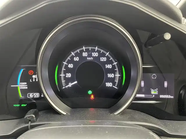 ホンダ フィット ハイブリット S ホンダセンシング 富山県 2017(平29)年 5.1万km ルージュアメジストM 純正ナビ(AM/FM/BT/DVD/CD)/フルセグTV/バックカメラ/レーダークルーズコントロール/レーンキープアシスト/衝突軽減ブレーキ/横滑り防止装置/ウインドシールドデアイサー/パドルシフト/ETC/純正AW/純正フロアマット/LEDヘッドライト/オートライト/電動格納ミラー/バニティミラー/ドアバイザー/スマートキー/スペアキー1本/プッシュスタート/取扱説明書