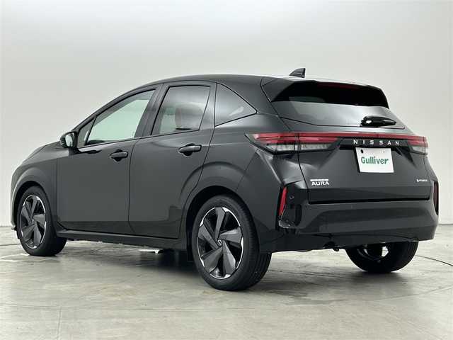 日産 オーラ G 福岡県 2024(令6)年 0.3万km メテオフレークブラックパール 純正９型ナビ　/アラウンドビューモニター　/ビルトインＥＴＣ２．０　/ＢＯＳＥサウンド　/プロパイロット　/コーナーセンサー　/エマージェンシーブレーキ　/レーンキープ　/ＢＳＭ　/ステアリングリモコン　/ＬＥＤライト