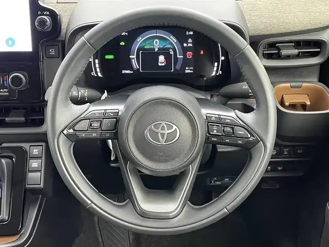 トヨタ シエンタ ハイブリッド Z 岡山県 2024(令6)年 2.8万km ブラック 純正10.5インチディスプレイオーディオ/(フルセグ/USB/Carplay)/ファンツールパッケージ/ワンオーナー/全方位カメラ/レーダークルーズコントロール/両側パワースライドドア/衝突軽減ブレーキ/ビルトインETC/前後コーナーセンサー/レーンキープアシスト/ブラインドスポットモニター/踏み間違い防止/禁煙車/アイドリングストップ/スマートキー×2/純正15インチアルミホイール/純正LEDヘッドライト/オートライト/オートハイビーム/プッシュスタート