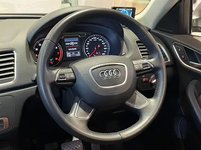 アウディ Ｑ３ 2．0 TFSI クワトロ 211PS 道央・札幌 2013(平25)年 5.5万km モンスーングレーメタリック 茶革シート/シートヒーター/前席パワーシート/純正HDDナビ/　・フルセグTV/　・CD/DVD/　・Bluetooth/バックカメラ/コーナーセンサー/HIDヘッドライト/オートライト/ETC/社外ドライブレコーダー/取扱説明書/保証書/スペアキー