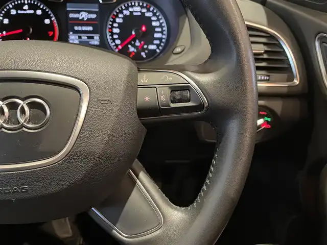 アウディ Ｑ３ 2．0 TFSI クワトロ 211PS 道央・札幌 2013(平25)年 5.5万km モンスーングレーメタリック 茶革シート/シートヒーター/前席パワーシート/純正HDDナビ/　・フルセグTV/　・CD/DVD/　・Bluetooth/バックカメラ/コーナーセンサー/HIDヘッドライト/オートライト/ETC/社外ドライブレコーダー/取扱説明書/保証書/スペアキー