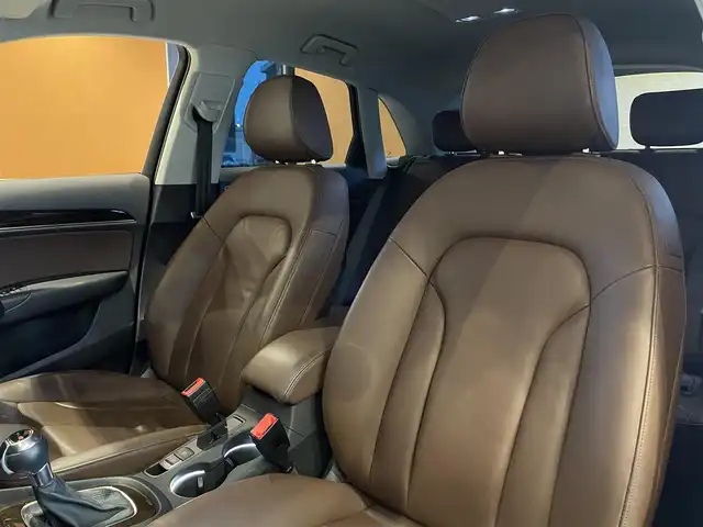 アウディ Ｑ３ 2．0 TFSI クワトロ 211PS 道央・札幌 2013(平25)年 5.5万km モンスーングレーメタリック 茶革シート/シートヒーター/前席パワーシート/純正HDDナビ/　・フルセグTV/　・CD/DVD/　・Bluetooth/バックカメラ/コーナーセンサー/HIDヘッドライト/オートライト/ETC/社外ドライブレコーダー/取扱説明書/保証書/スペアキー