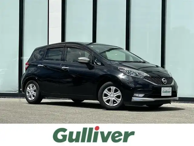 日産 ノート X モード・プレミア 大阪府 2017(平29)年 4.8万km スーパーブラック 純正ナビ/   フルセグTV/CD/DVD/Bluetooth/バックモニター/衝突軽減ブレーキ/横滑り防止装置/社外エアロ/アイドリングストップ/レーンキープアシスト/ステアリングスイッチ/ドライブレコーダー/純正フロアマット/プッシュスタート/スマートキー/ＥＴＣ/ＬＥＤ