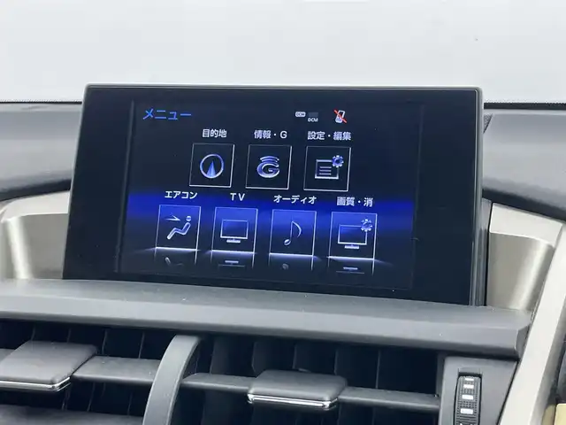 レクサス ＮＸ 300h Iパッケージ 埼玉県 2015(平27)年 5.3万km ソニッククォーツ 純正ナビ／フルセグ／ＤＶＤ／ＣＤ／ＢＴ/バック・サイドカメラ/ビルトインＥＴＣ/ドライブレコーダー/前席パワーシート/（メモリー機能付き）/シートヒーター/ＬＥＤヘットライト/プッシュエンジンスタート/純正18インチアルミ/クルーズコントロール/電動パーキングブレーキ/フロアマット