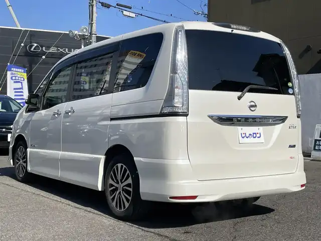 日産 セレナ ハイウェイスター Sハイブリッド 滋賀県 2014(平26)年 9.3万km ブリリアントホワイトパール (株)IDOMが運営する【じしゃロン草津店】の自社ローン専用車両になりますこちらは現金またはオートローンご利用時の価格です。自社ローンご希望の方は別途その旨お申付け下さい