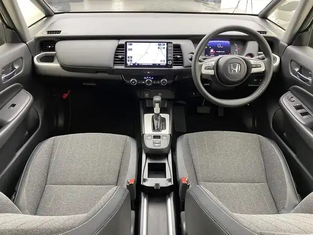 ホンダ フィット ホーム 宮城県 2020(令2)年 1.9万km プラチナホワイトパール 純正９型ナビ　/アダプティブクルーズコントロール　/衝突被害軽減ブレーキ　/レーンキープアシスト　/ＬＥＤヘッドライト　/パーキングセンサー　/誤発進抑制機能　/オートハイビーム/ドライブレコーダー　/ＥＴＣ　/バックモニター　/禁煙