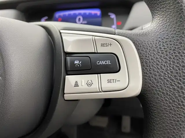 ホンダ フィット ホーム 宮城県 2020(令2)年 1.9万km プラチナホワイトパール 純正９型ナビ　/アダプティブクルーズコントロール　/衝突被害軽減ブレーキ　/レーンキープアシスト　/ＬＥＤヘッドライト　/パーキングセンサー　/誤発進抑制機能　/オートハイビーム/ドライブレコーダー　/ＥＴＣ　/バックモニター　/禁煙