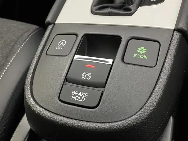 ホンダ フィット ホーム 宮城県 2020(令2)年 1.9万km プラチナホワイトパール 純正９型ナビ　/アダプティブクルーズコントロール　/衝突被害軽減ブレーキ　/レーンキープアシスト　/ＬＥＤヘッドライト　/パーキングセンサー　/誤発進抑制機能　/オートハイビーム/ドライブレコーダー　/ＥＴＣ　/バックモニター　/禁煙