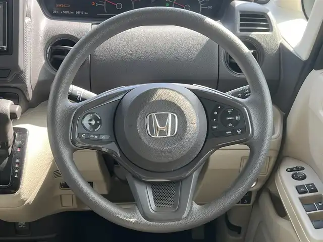 ホンダ Ｎ ＢＯＸ G ホンダセンシング 秋田県 2020(令2)年 5万km モーニングミストブルーM 純正ナビ/LEDヘッドライト/衝突軽減システム/４WD/フルセグ/バックカメラ/前席シートヒーター/スマートキー/アイドリングストップ/レーンキープアシスト/コーナーセンサー/プッシュスタート/クルーズコントロール/ステアリングスイッチ/ETC/純正フロアマット/純正ドアバイザー/オートライト/オートエアコン/パワーステアリング/パワーウィンドウ/ミラーヒーター/横滑り防止/電動格納ウィンカーミラー/保証書/取扱説明書/記録簿