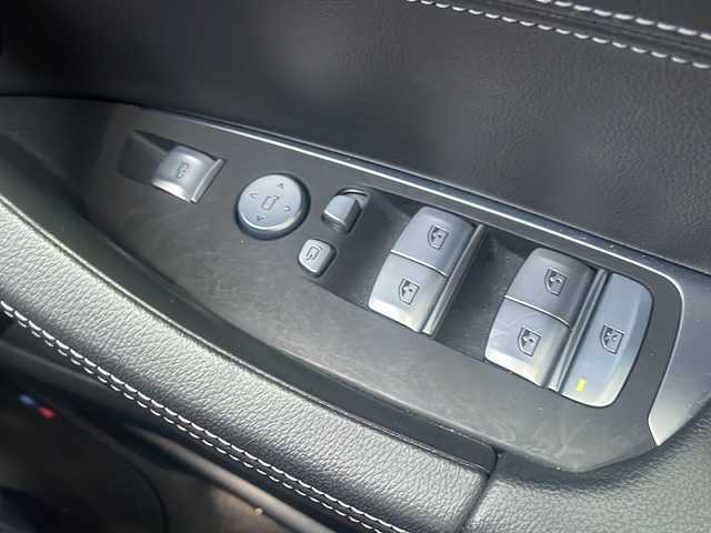 ＢＭＷ Ｘ４ xDrive 20d Mスポーツ 福島県 2021(令3)年 4万km パール ワンオーナー/４WD/純正SDナビ/（FM/AM/Bluetooth/USB）/フルセグTV/全方位カメラ/ETC/本革シート/前席シートヒーター/パワーシート/アイドリングストップ/AAC/ドライブレコーダー/スペアキー/プッシュスタート/スマートキー/保証書/記録簿/取扱説明書