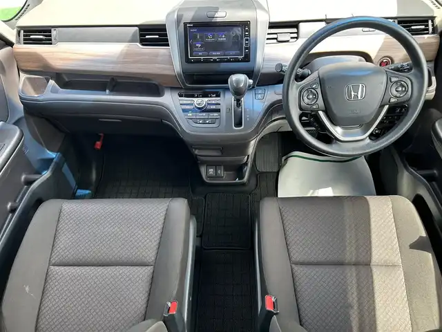 ホンダ フリード G ホンダセンシング 奈良県 2020(令2)年 6万km シーグラスブルーパール 純正ギャザーズナビ /フルセグTV /両側パワースライドドア /前方ドライブレコーダー /スマートキー /スペアキー /レーダークルーズコントロール /純正フロアマット /シートヒーター /コーナーセンサー /LEDヘッドライト/ETC/バックカメラ