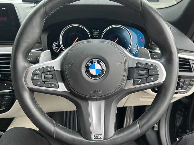 ＢＭＷ ５４０ｉ xDrive Mスポーツ 東京都 2018(平30)年 5.7万km サファイアブラックP 純正メモリナビ/ハーマンカードン/フルセグテレビ/バックカメラ/アダプティブクルーズコントロール/置くだけ充電/レザーシート/全席シートヒーター/D/Nパワーシート/D/Nベンチレーションシート/パワーバックドア /前後ドラレコ/前後コーナーセンサー/パドルシフト/オートホールドブレーキ/BSM
