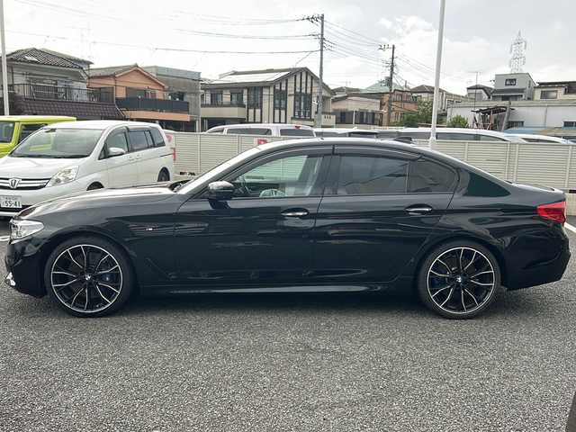 ＢＭＷ ５４０ｉ xDrive Mスポーツ 東京都 2018(平30)年 5.7万km サファイアブラックP 純正メモリナビ/ハーマンカードン/フルセグテレビ/バックカメラ/アダプティブクルーズコントロール/置くだけ充電/レザーシート/全席シートヒーター/D/Nパワーシート/D/Nベンチレーションシート/パワーバックドア /前後ドラレコ/前後コーナーセンサー/パドルシフト/オートホールドブレーキ/BSM