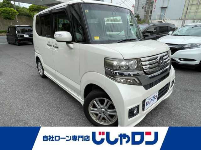 ホンダ Ｎ ＢＯＸ カスタム G Lパッケージ 福岡県 2012(平24)年 9.1万km プレミアムホワイトパール (株)IDOMが運営する【じしゃロン八幡西店】の自社ローン専用車両になります。こちらは現金またはオートローンご利用時の価格です。自社ローンご希望の方は別途その旨お申付け下さい/メモリナビ/【CD・DVD・TV】/純正フロアマット/純正リアスポイラー/純正アルミホイール/オートライト/フロントフォグランプ/片側パワースライドドア/ETC/バックカメラ/アイドリングストップ/オートエアコン/ステアリングスイッチ