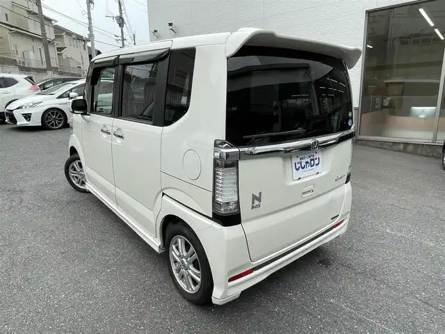ホンダ Ｎ ＢＯＸ カスタム G Lパッケージ 福岡県 2012(平24)年 9.1万km プレミアムホワイトパール (株)IDOMが運営する【じしゃロン八幡西店】の自社ローン専用車両になります。こちらは現金またはオートローンご利用時の価格です。自社ローンご希望の方は別途その旨お申付け下さい/メモリナビ/【CD・DVD・TV】/純正フロアマット/純正リアスポイラー/純正アルミホイール/オートライト/フロントフォグランプ/片側パワースライドドア/ETC/バックカメラ/アイドリングストップ/オートエアコン/ステアリングスイッチ