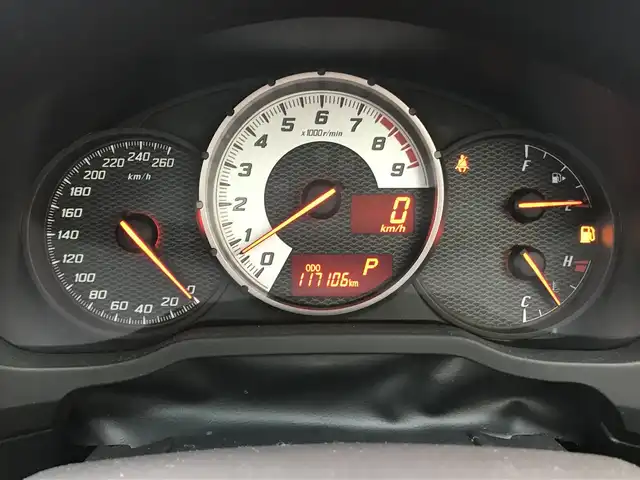 トヨタ ８６ GT リミテッド 栃木県 2014(平26)年 11.8万km サテンホワイトパール 株)IDOMが運営する【じしゃロン小山店】の自社ローン専用車両になります。こちらは現金またはオートローンご利用時の価格です。自社ローンご希望の方は別途その旨お申付け下さい/