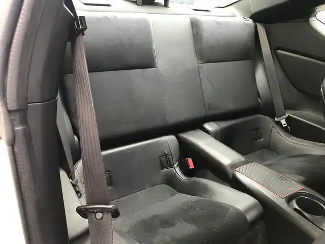 トヨタ ８６ GT リミテッド 栃木県 2014(平26)年 11.8万km サテンホワイトパール 株)IDOMが運営する【じしゃロン小山店】の自社ローン専用車両になります。こちらは現金またはオートローンご利用時の価格です。自社ローンご希望の方は別途その旨お申付け下さい/