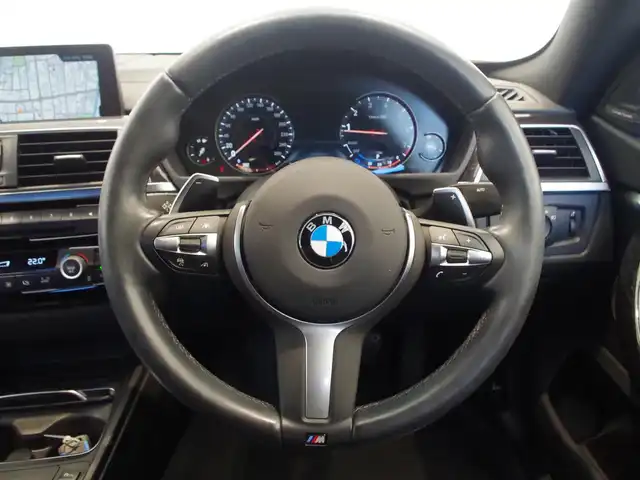 ＢＭＷ ４２０ｉ グランクーペ Mスポーツ 岐阜県 2018(平30)年 3.1万km アルピンホワイトⅢ アクティブクルーズコントロール/レーンチェンジウォーニング/レーンディパーチャーウォーニング（車線逸脱警告システム）/前車接近警告機能/衝突回避、被害軽減ブレーキ/パークディスタンスコントロール/アダプティブLEDヘッドライト/LEDフォグランプ/ｈａｒｍａｎ／ｋａｒｄｏｎサラウンドサウンドシステム　/レザーシート/メモリー付きパワーシート/シートヒーター　/電動リアゲート　/純正HDDナビゲーション/フルセグＴＶ　/DVD、CD再生/Bluetooth