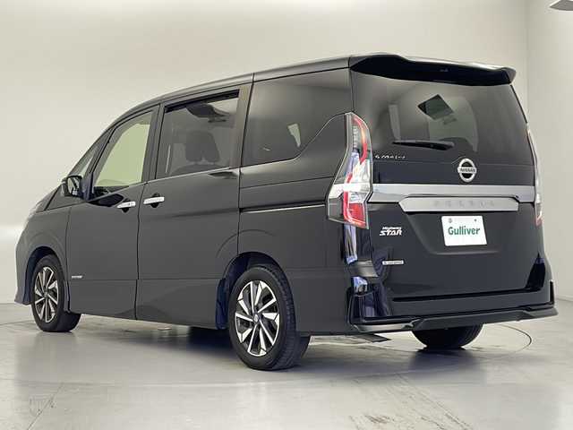 日産 セレナ ハイウェイスター V 愛知県 2021(令3)年 7万km ダイヤモンドブラック 社外8インチナビ/・CD/DVD/・MSV/SD/・FM/AM/・フルセグTV/・Bluetooth/・Ipod/USB/HDMI/AUX/フリップダウンモニター/アラウンドビューモニター/デジタルインナーミラー/プロパイロット/インテリジェントエマージェンシーブレーキ/前方衝突予測警報/車線逸脱防止支援システム/車線逸脱警報/後側方衝突防止支援システム/後側車両検知警報/ふらつき警報/踏み間違い防止支援システム/標識認識システム/フロント＆バックソナー/両側パワースライドドア/LEDヘッドライト/ハイビームアシスト/ETC/純正アルミホイール