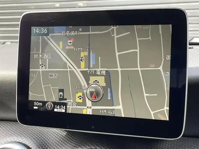 メルセデス・ベンツ Ａ１８０ 三重県 2017(平29)年 2.5万km カルサイトホワイト ワンオーナー/レーダーセーフティーＰＫＧ　/ＡＣＣ/ブラインドスポット/純正ナビ/Ｂｌｕｅｔｏｏｔｈ/前後ドラレコ/ETC/フルセグＴＶ/ＬＥＤヘッドライト/アンビエントライト/純正１６インチＡＷ