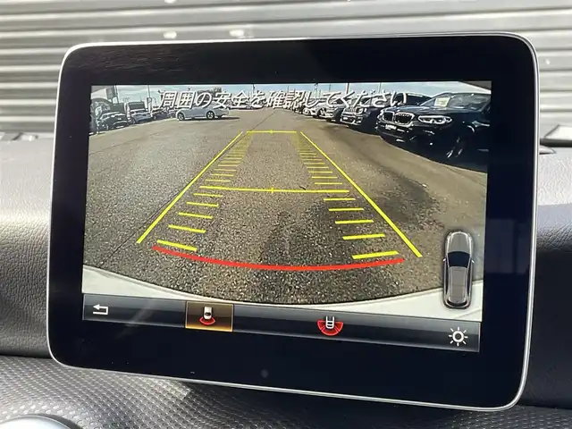 メルセデス・ベンツ Ａ１８０ 三重県 2017(平29)年 2.5万km カルサイトホワイト ワンオーナー/レーダーセーフティーＰＫＧ　/ＡＣＣ/ブラインドスポット/純正ナビ/Ｂｌｕｅｔｏｏｔｈ/前後ドラレコ/ETC/フルセグＴＶ/ＬＥＤヘッドライト/アンビエントライト/純正１６インチＡＷ