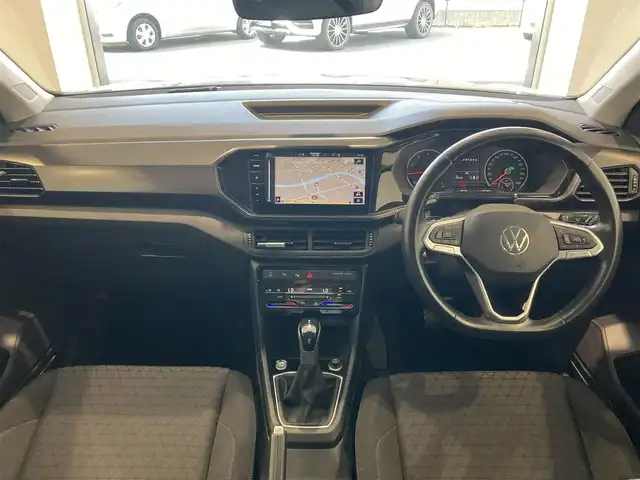 フォルクスワーゲン ＶＷ Ｔ－クロス 熊本県 2023(令5)年 3.7万km 白 純正ナビ/バックカメラ/コーナーセンサー/AppleCarPlay/androidauto/USB/Bluetooth/ブラインドスポットモニター/アダプティブクルーズコントロール/レーンキープアシスト/オールインセーフティ/Discover Proパッケージ/疲労検知システム/社外アルミホイール/LEDヘッドライト/LEDフォグライト/ETC2.0