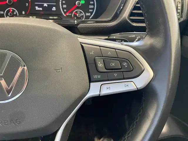 フォルクスワーゲン ＶＷ Ｔ－クロス 熊本県 2023(令5)年 3.7万km 白 純正ナビ/バックカメラ/コーナーセンサー/AppleCarPlay/androidauto/USB/Bluetooth/ブラインドスポットモニター/アダプティブクルーズコントロール/レーンキープアシスト/オールインセーフティ/Discover Proパッケージ/疲労検知システム/社外アルミホイール/LEDヘッドライト/LEDフォグライト/ETC2.0