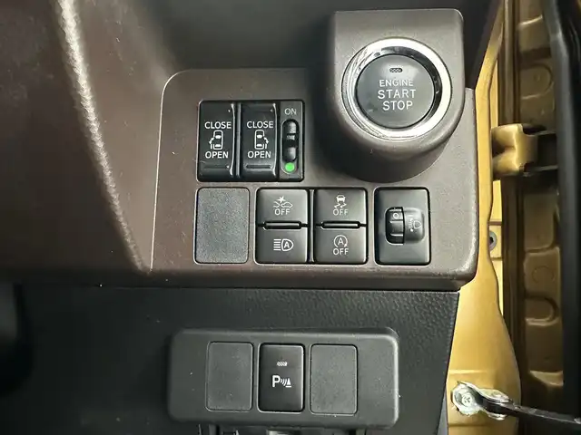 トヨタ タンク G－T 兵庫県 2019(令1)年 5万km インペリアルゴールドクリスタルM 純正SDナビ(CD/SD/フルセグ/Bluetooth)/バックカメラ/クルーズコントロール/前席シートヒーター/オートライト/ドライブレコーダー/純正フロアマット/ETC/ターボ過給機