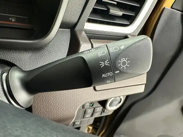 トヨタ タンク G－T 兵庫県 2019(令1)年 5万km インペリアルゴールドクリスタルM 純正SDナビ(CD/SD/フルセグ/Bluetooth)/バックカメラ/クルーズコントロール/前席シートヒーター/オートライト/ドライブレコーダー/純正フロアマット/ETC/ターボ過給機
