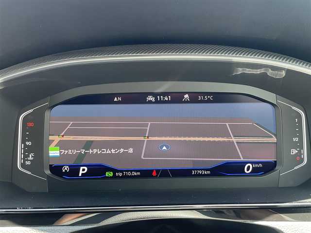 フォルクスワーゲン ＶＷ アルテオン TSI 4モーション Rライン 東京都 2022(令4)年 3.8万km オリックスホワイトマザーオブパールエフェクト 純正ナビ/フルセグTV/Bluetooth接続/360°カメラ/オールインセーフティ(予防安全装備)/LEDヘッドランプ/「R」エンブレム入クローム横5本バーフロントグリル/フロントエアロバンパー/ボディ同色ドアミラー(電動格納機能/ヒーター/運転席自動防眩機能/助手席リバース連動機能付/メモリー機能無し)/リアスポイラー/デュアルツインマフラーカッター組込下部ブラックリアバンパー/アルミニウムコラティブインパネ加飾/255/40R19タイヤ/19インチ5本ツインスポークアルミホイール/「R」ロゴ入ディンプル革巻きステアリングホイール(ステアリングヒーター無し)/デジタルコックピットプロ(フルデジタルメーター)/ヘッドアップディスプレイ/「R」ロゴ入りマイクロフリースシート/トップコンフォートシート(前席)/パワーシート/シートヒーター(D席/N席)/パワーバックドア