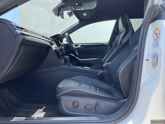 フォルクスワーゲン ＶＷ アルテオン SB TSI 4モーション Rラインアドバンス 東京都 2022(令4)年 3.8万km オリックスホワイトマザーオブパールエフェクト ＤｉｓｃｏｖｅｒＰｒｏ　/全方位カメラ　/フルセグ　/ブラックレザーシート　/シートヒーター　　/シートメモリー　/パワーシート　/ＩＱドライブ　/ＡＣＣ　/ＢＳＭ　/ＬＫＡ　/パワーリアゲート　/ＬＥＤヘッドライト