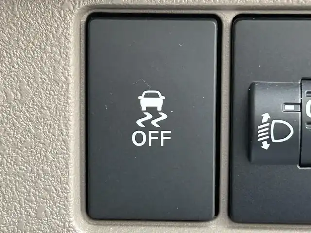 ホンダ Ｎ ＢＯＸ JOY ターボ 兵庫県 2024(令6)年 1.2万km プラチナホワイトパール 純正9インチナビ/フルセグ/Bluetooth接続/両側パワースライドドア/ホンダセンシング/クリアランスソナー/バックカメラ/パドルシフト/横滑り防止装置/衝突軽減被害システム/カーテンエアバック/LEDヘッドライト/スマートキー