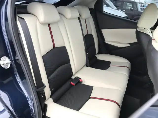 マツダ デミオ XD ツーリング Lパッケージ 鳥取県 2016(平28)年 8.1万km ディープクリスタルブルーマイカ ４WD/ディーゼルターボ/純正ナビ/TV/DVD/CD/BT/USB/バックカメラ・ETC/前後ドライブレコーダー/レザーシート/前席シートヒーター/衝突被害軽減ブレーキ/レーンキープアシスト/ヘッドアップディスプレイ/デジタルインナーミラー/LEDヘットライト/純正１６インチアルミホイール/プッシュエンジンスタート/フロアマット/ドアバイザー/スペアキー