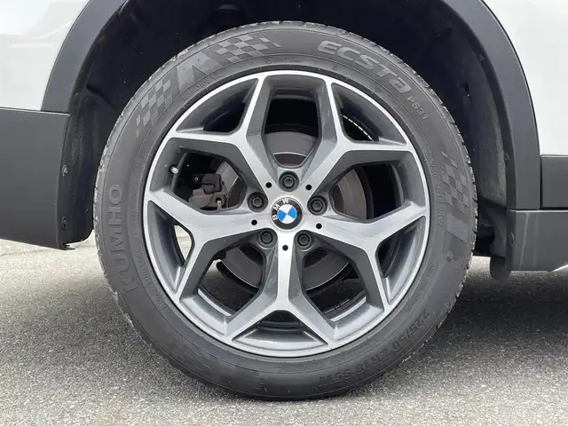 ＢＭＷ Ｘ１ xDrive 20i Xライン 山形県 2016(平28)年 4.4万km アルピンホワイトⅢ 禁煙車/４WD/純正ナビ/FM/AM/DVD/Bluetooth/インテリジェントセーフティ/コンフォートアクセス/マニュアルモード付ＡＴ/レーンキープアシスト/追従式クルーズコントロール/ヘッドアップディスプレイ/コンフォートＰＫＧ/前後ドライブレコーダー/横滑り防止装置/盗難防止装置/ルーフレール/オートライト/フォグランプ/プッシュスタート/ダブルエアバックサイド/前後コーナーセンサー/ETC/バックカメラ/取扱説明書