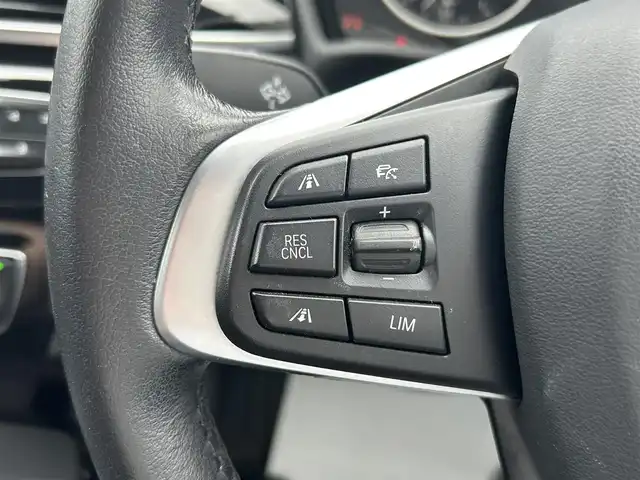 ＢＭＷ Ｘ１ xDrive 20i Xライン 山形県 2016(平28)年 4.4万km アルピンホワイトⅢ 禁煙車/４WD/純正ナビ/FM/AM/DVD/Bluetooth/インテリジェントセーフティ/コンフォートアクセス/マニュアルモード付ＡＴ/レーンキープアシスト/追従式クルーズコントロール/ヘッドアップディスプレイ/コンフォートＰＫＧ/前後ドライブレコーダー/横滑り防止装置/盗難防止装置/ルーフレール/オートライト/フォグランプ/プッシュスタート/ダブルエアバックサイド/前後コーナーセンサー/ETC/バックカメラ/取扱説明書
