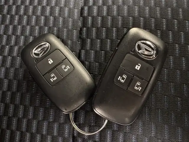 ダイハツ タント カスタム RS 兵庫県 2023(令5)年 5.3万km ブラックマイカメタリック スマートアシスト/PCS/両側パワースライドドア/ハーフレザーシート/シートヒーター/コーナーセンサー/LEDヘッドライト/LEDフォグ/アイドリングストップ/純正ラバーマット/スペアキー１個/純正１５インチAW