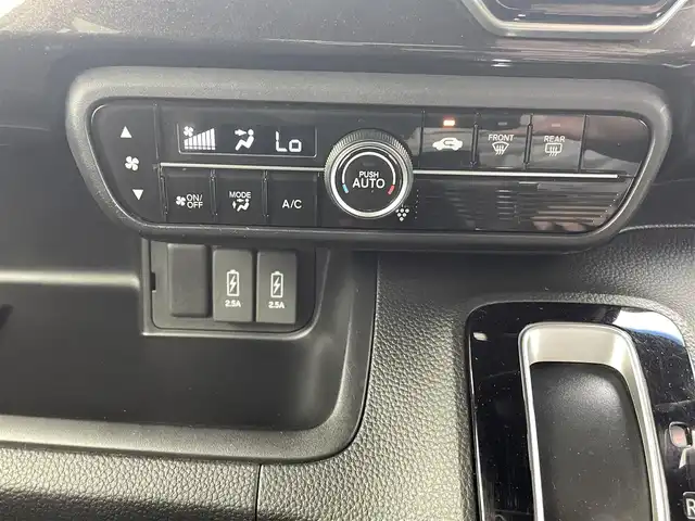 ホンダ Ｎ ＢＯＸ カスタム G EX ターボ ホンダセンシング 熊本県 2017(平29)年 5.1万km プレミアムホワイトパールⅡ 社外７インチディスプレイオーディオ（CD・DVD・BT・USB）　/バックカメラ　/ビルトインＥＴＣ　/両側パワースライドドア　/クルーズコントロール　/後ろのみクリアランスソナー　/衝突軽減ブレーキ　/レーンキープアシスト　/横滑り防止/アイドリングストップ/ハーフレザーシート/純正フロアマット/純正１５インチAW/オートライト/LEDヘッドライト/フォグライト/スマートキー/プッシュスタート/スペアキー1本