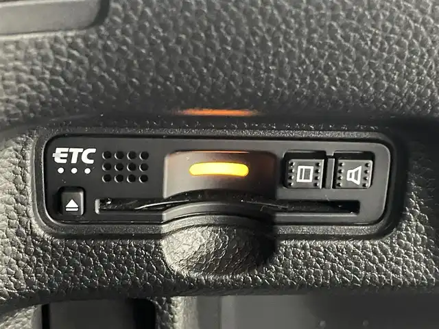 ホンダ Ｎ ＢＯＸ カスタム G EX ターボ ホンダセンシング 熊本県 2017(平29)年 5.1万km プレミアムホワイトパールⅡ 社外７インチディスプレイオーディオ（CD・DVD・BT・USB）　/バックカメラ　/ビルトインＥＴＣ　/両側パワースライドドア　/クルーズコントロール　/後ろのみクリアランスソナー　/衝突軽減ブレーキ　/レーンキープアシスト　/横滑り防止/アイドリングストップ/ハーフレザーシート/純正フロアマット/純正１５インチAW/オートライト/LEDヘッドライト/フォグライト/スマートキー/プッシュスタート/スペアキー1本