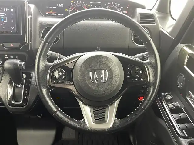 ホンダ Ｎ ＢＯＸ カスタム G EX ターボ ホンダセンシング 熊本県 2017(平29)年 5.1万km プレミアムホワイトパールⅡ 社外７インチディスプレイオーディオ（CD・DVD・BT・USB）　/バックカメラ　/ビルトインＥＴＣ　/両側パワースライドドア　/クルーズコントロール　/後ろのみクリアランスソナー　/衝突軽減ブレーキ　/レーンキープアシスト　/横滑り防止/アイドリングストップ/ハーフレザーシート/純正フロアマット/純正１５インチAW/オートライト/LEDヘッドライト/フォグライト/スマートキー/プッシュスタート/スペアキー1本