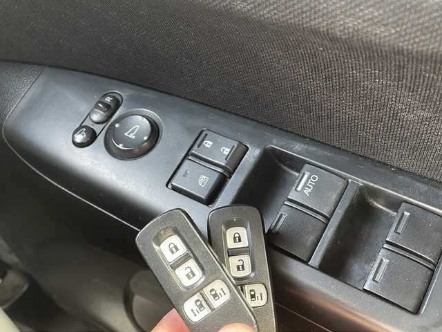 ホンダ Ｎ ＢＯＸ カスタム SSパッケージ 青森県 2015(平27)年 10.4万km スマートブラック 4WD/純正メモリナビ・ワンセグTV/CD・DVD・Bluetooth・SD/バックカメラ/両側パワースライドドア/前席シートヒーター/あんしんパッケージ/衝突軽減ブレーキ/サイド・カーテンエアバッグ/ETC/HIDヘッドライト/フォグランプ/純正14インチアルミホイール/スマートキー/プッシュスタート