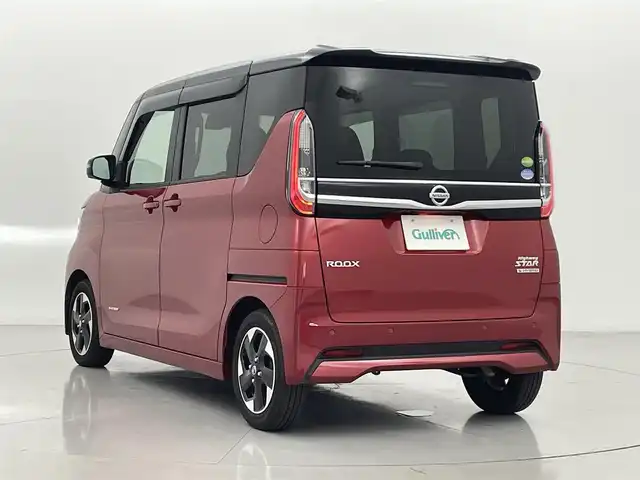 日産 ルークス ハイウェイスター X 熊本県 2020(令2)年 6.3万km スパークリングレッド/ブラック 禁煙車　/純正ナビ（ＣＤ・ＤＶＤ・フルセグ・ＢＴ・ＳＤ）/全周囲カメラ　/純正ナビ連動前方ドライブレコーダー　/ＥＴＣ　/左側パワースライド/前後クリアランスソナー　/衝突軽減ブレーキ　/横滑り防止　/アイドリングストップ　/純正フロアマット/純正１４インチAW/オートライト/LEDヘッドライト/フォグライト/スマートキー/プッシュスタート