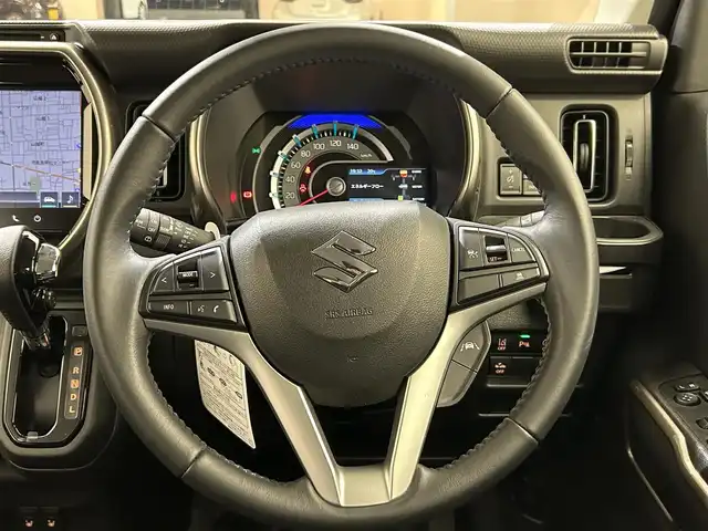 スズキ ハスラー Jスタイル Ⅱ 愛媛県 2024(令6)年 0.6万km クールカーキパールメタリック/ソフトベージュメタリック 純正９インチメモリーナビ　アラウンドビューモニター　追従型クルーズコントロール　前席シートヒーター　フルセグＴＶ　フロアマット　純正アルミホイール　コーナーセンサー　オートライト
